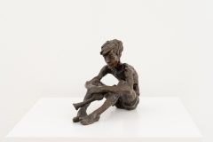 Renée Sintenis, Sitzender Knabe mit Schalmei